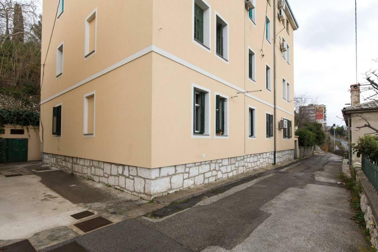 Central, Fully Equipped 2 Bedroom Flat Rijeka Bagian luar foto
